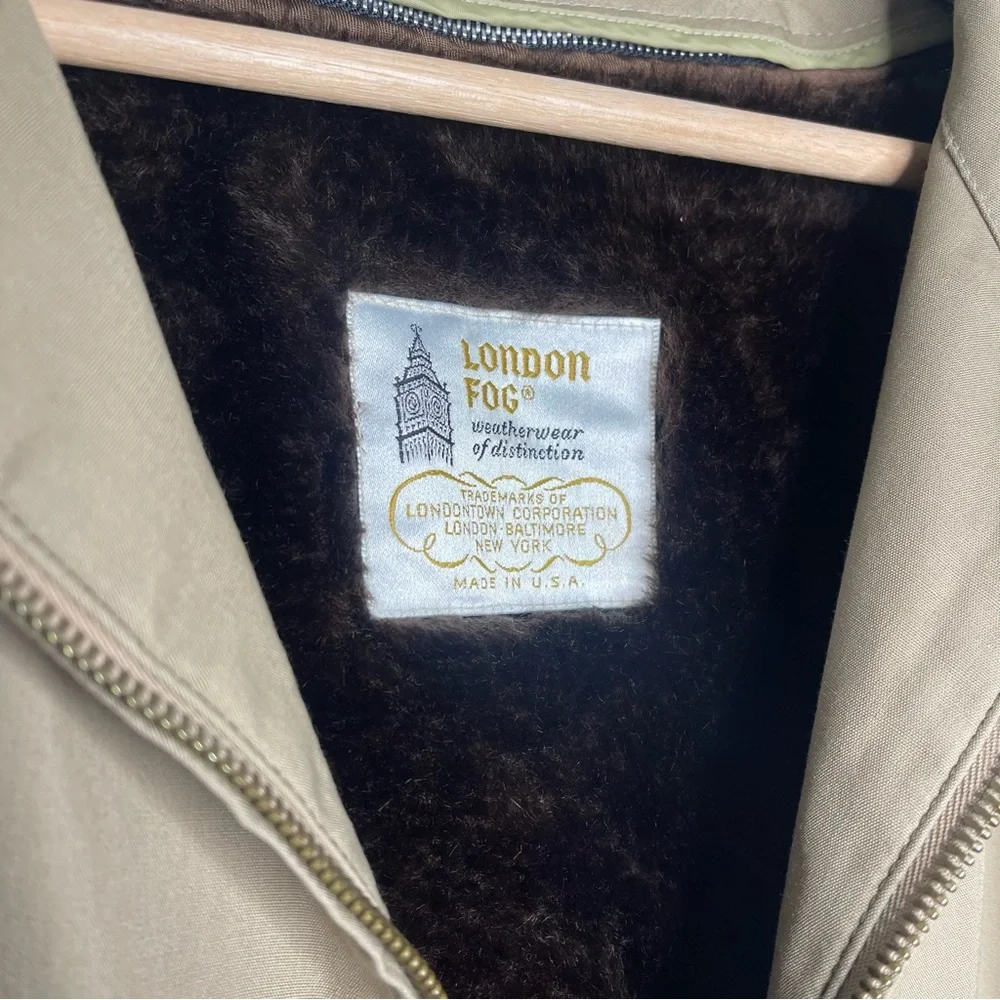 London Fog Vintage 70s Men’s Jacket with Removable Faux Fur Lining (46R)